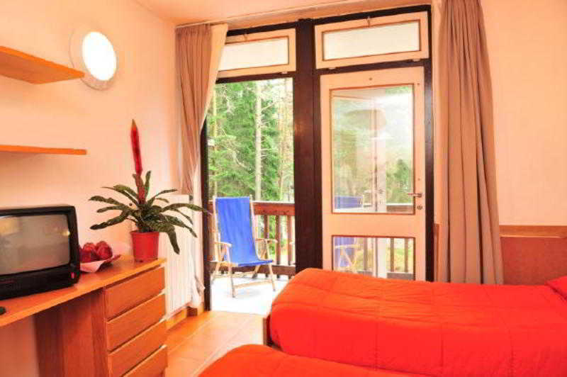 Appartamenti Corte Residence Borca di Cadore Exteriör bild
